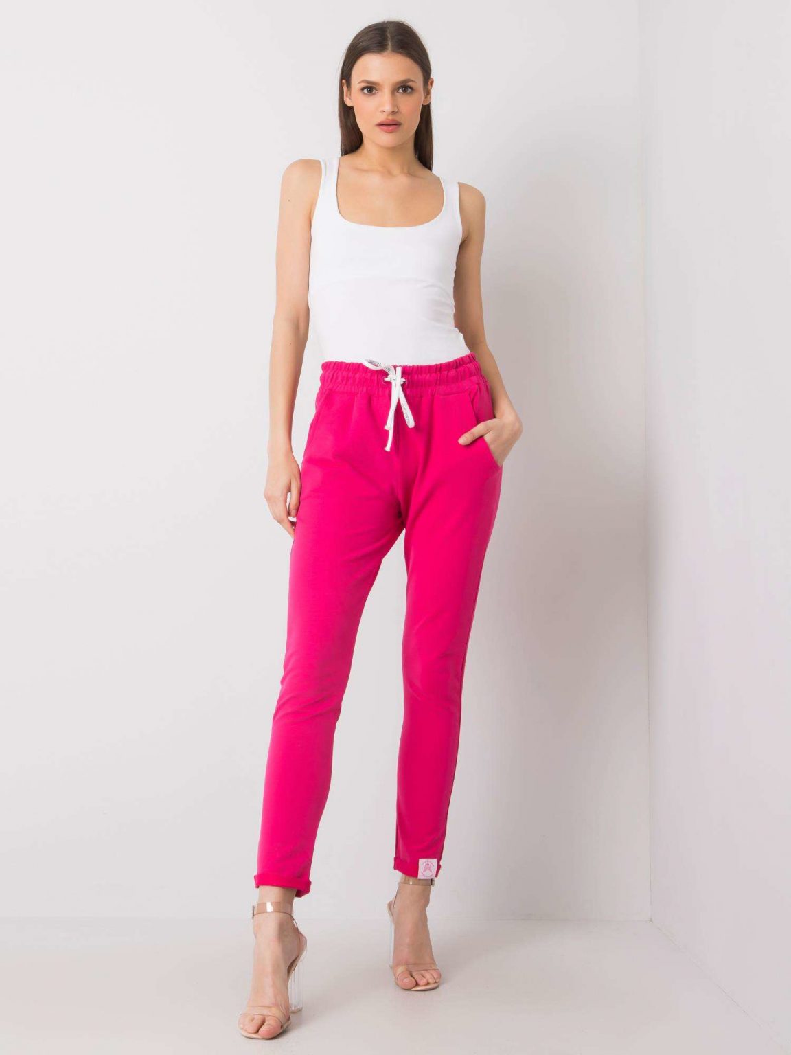 Różowe spodnie dresowe Malai