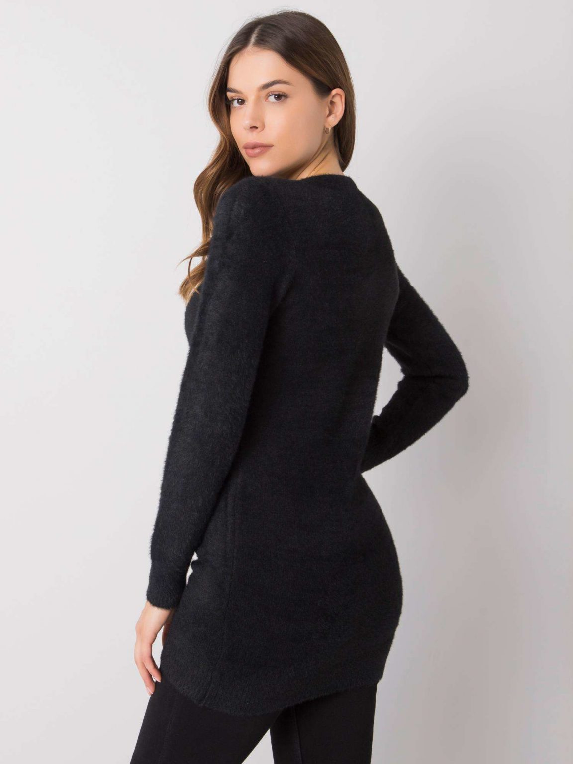 Czarny długi sweter Emiliana