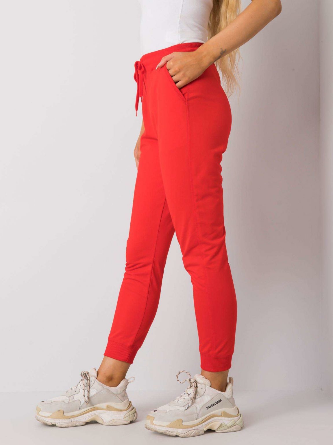 Czerwone spodnie dresowe damskie Shaila
