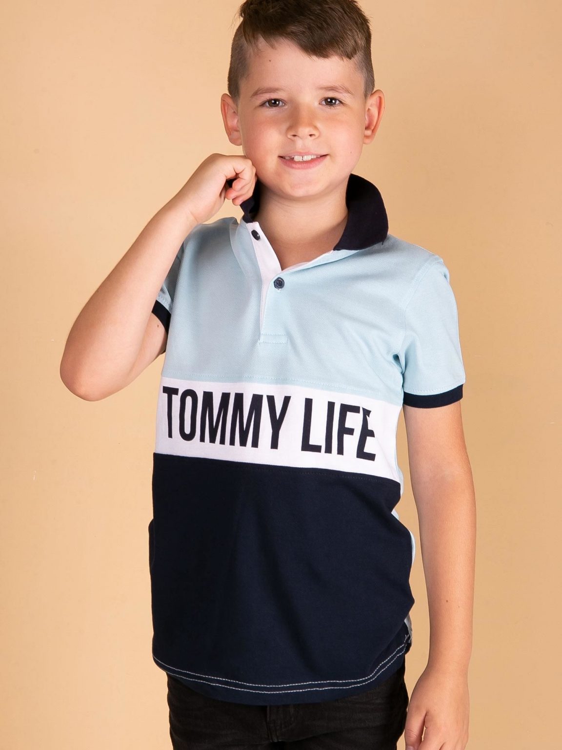 TOMMY LIFE Jasnoniebieska koszulka polo dla chłopca