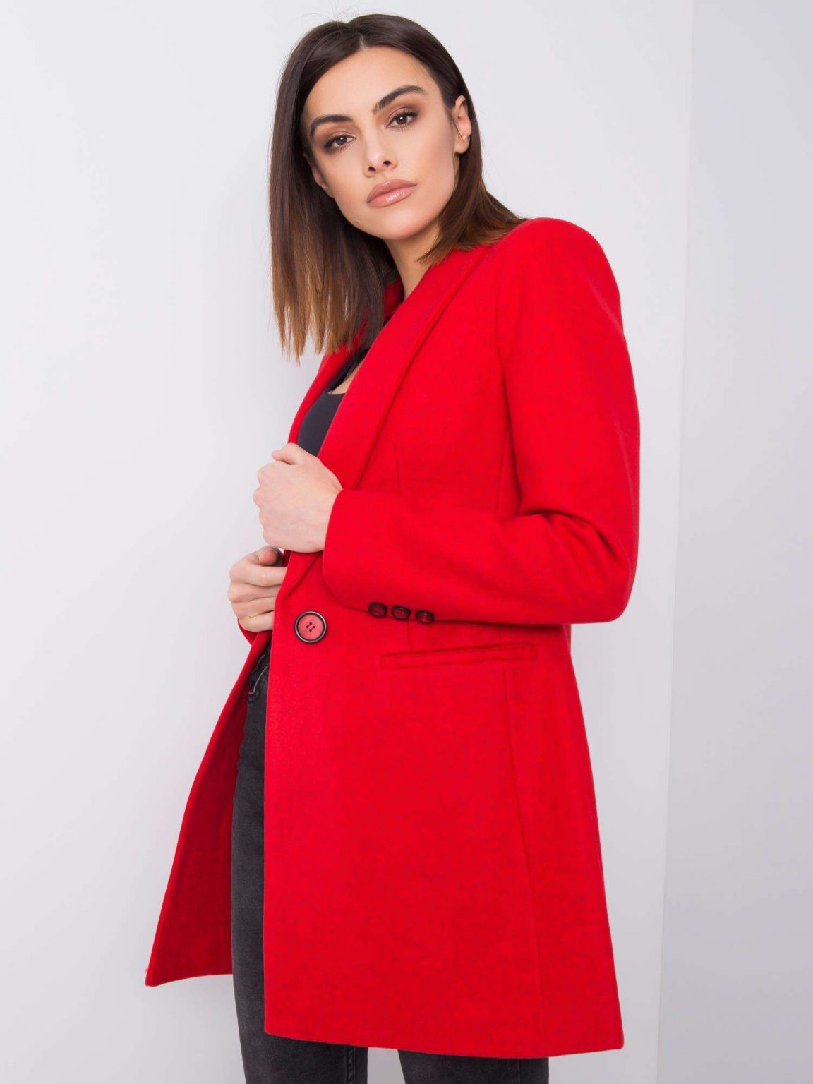 Czerwony płaszcz Kaylani