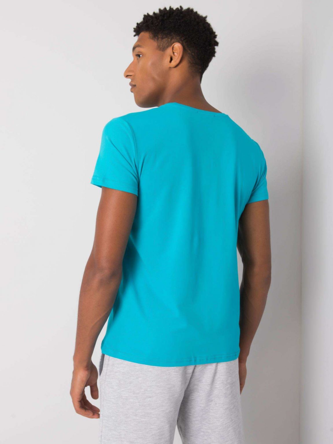 Turkusowy t-shirt męski z kolorowym nadrukiem Adriel