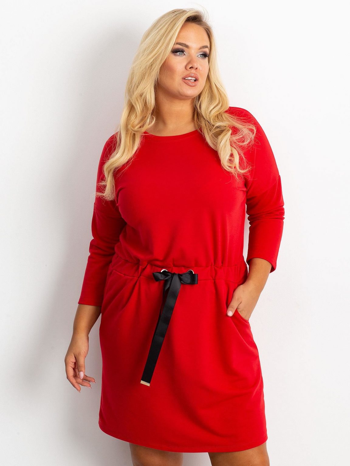Czerwona sukienka plus size Lyric