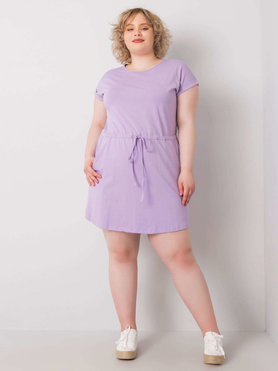 Jasnofioletowa sukienka mini plus size basic Kori