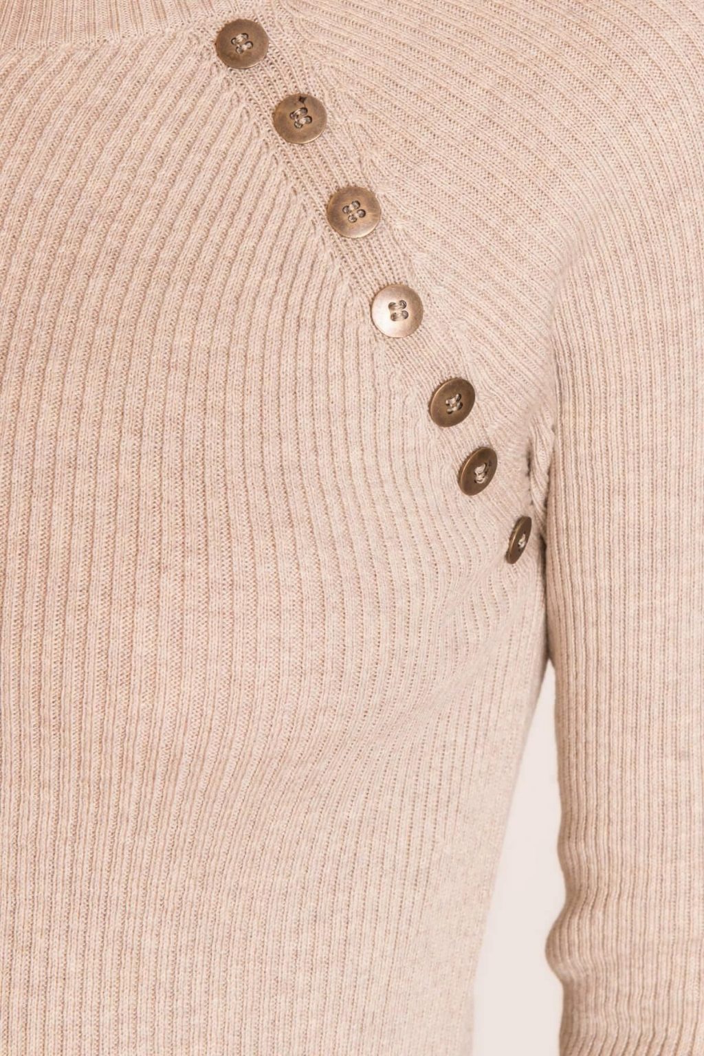 Beżowy sweter damski BSL