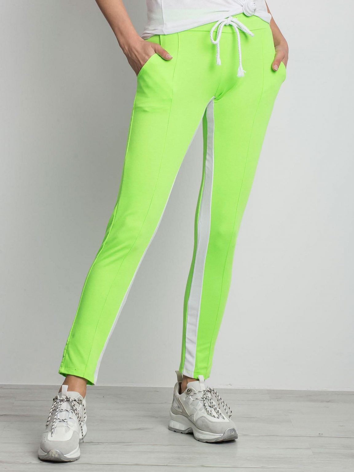 Fluo zielone spodnie dresowe Defined