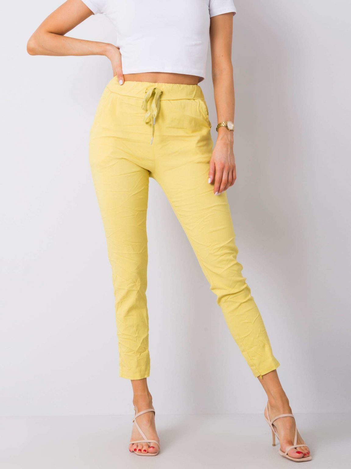 Żółte spodnie z materiału Marisa