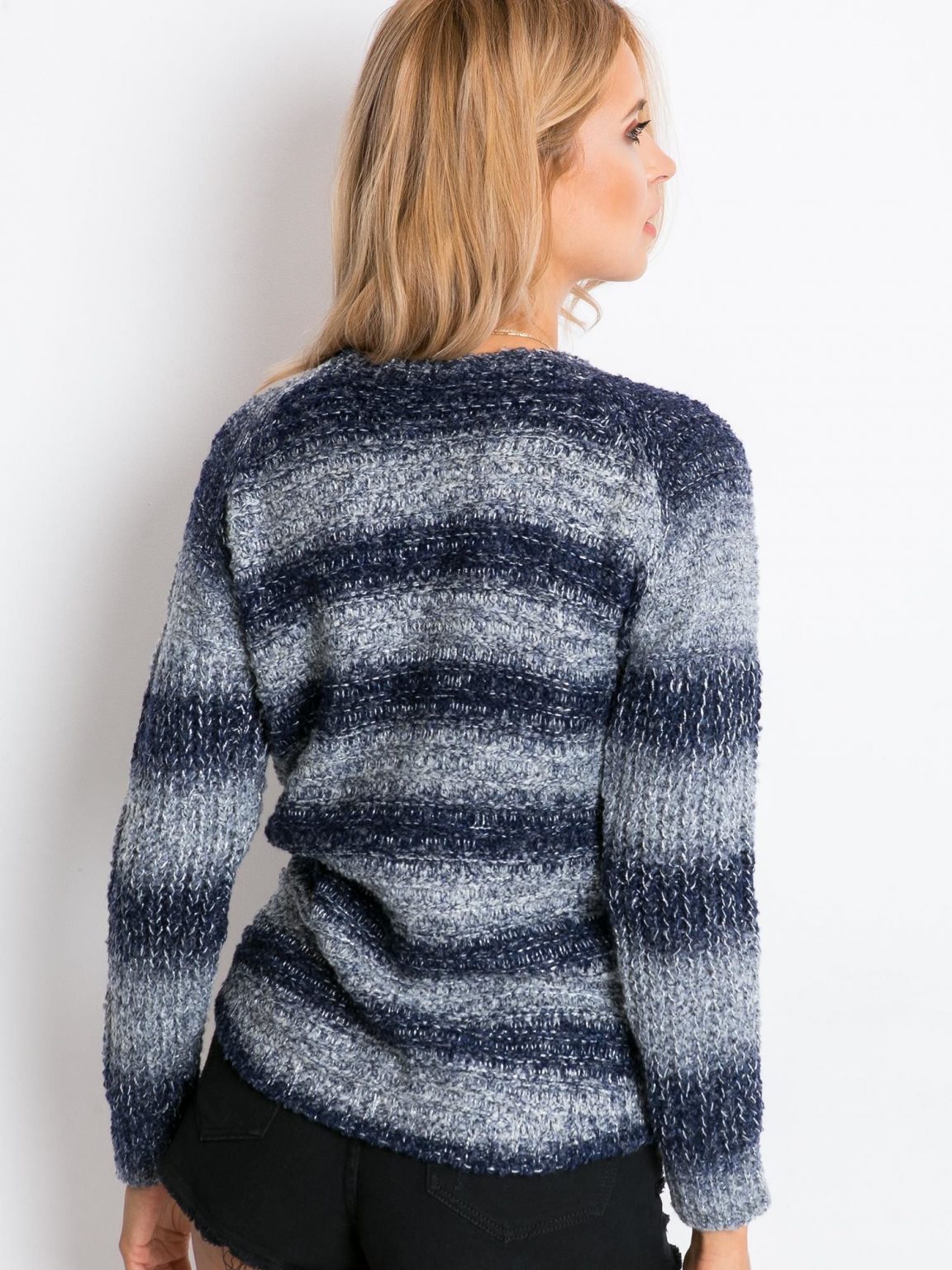 Granatowy sweter Getaway