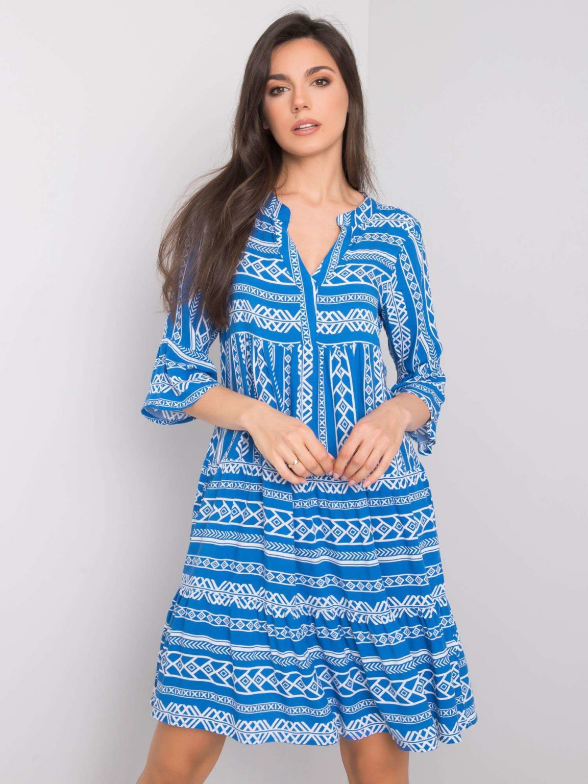 Niebieska sukienka we wzory Stefanie SUBLEVEL
