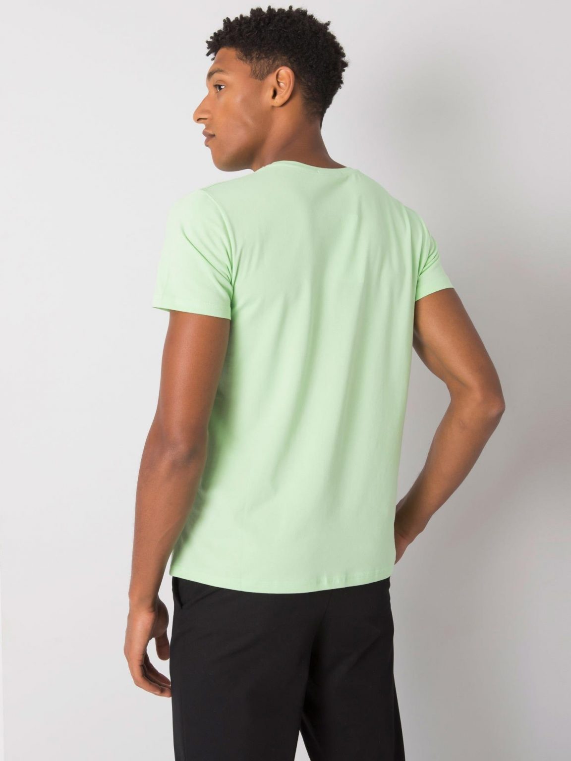 Jasnozielony t-shirt męski z kolorowym nadrukiem Adriel