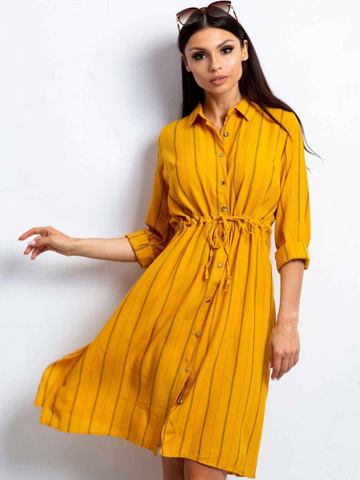Ciemnożółta sukienka Recall