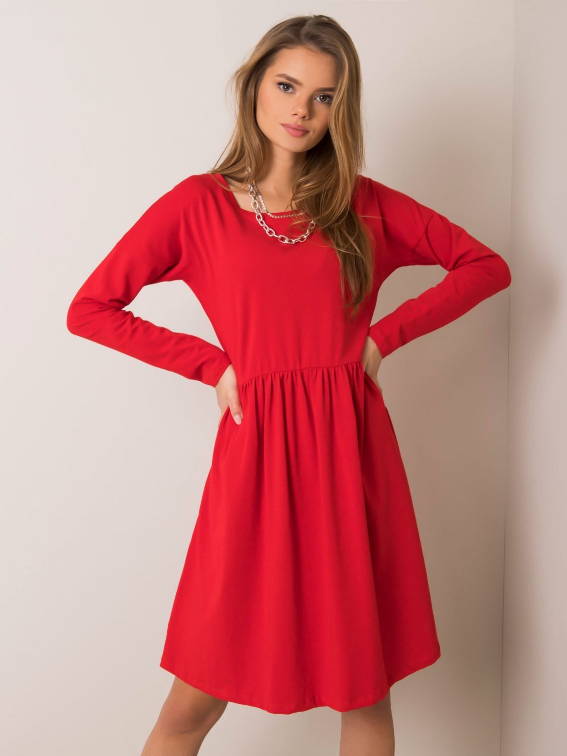 Czerwona sukienka Vega RUE PARIS