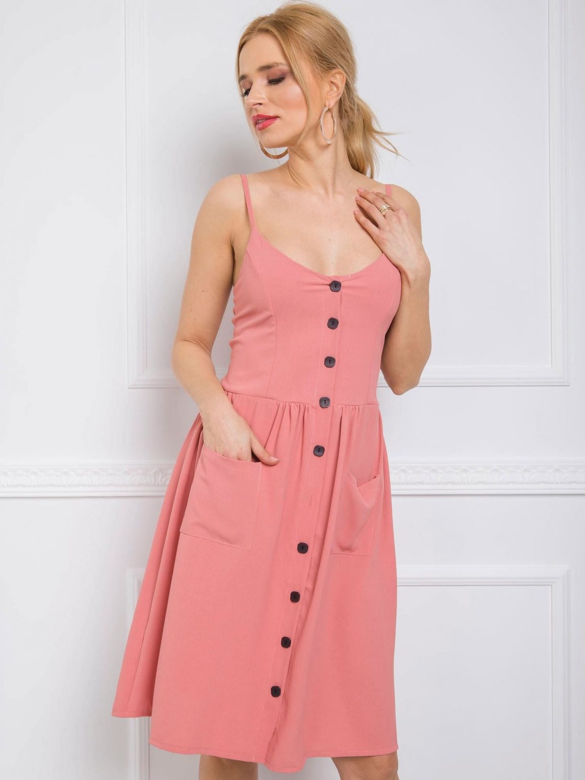 Różowa sukienka Kendra RUE PARIS
