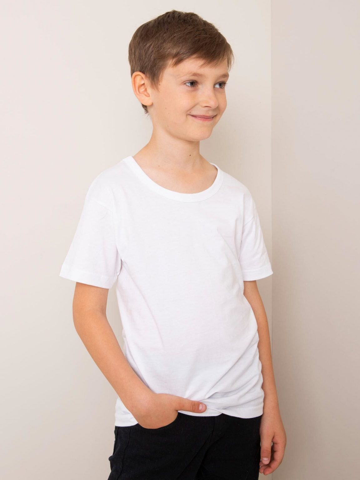 Biały t-shirt dla chłopca