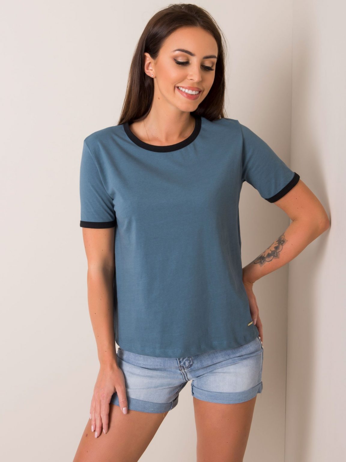 Szaro-niebieski t-shirt Odette