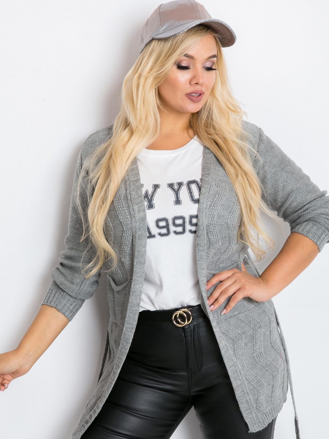 Szary sweter plus size Favorite