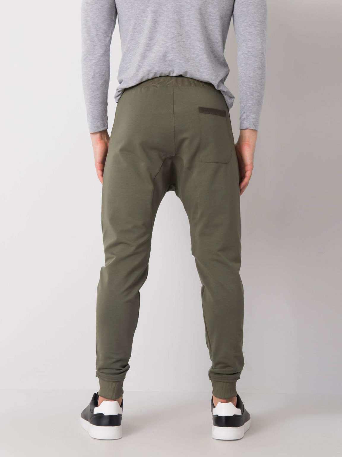 Khaki męskie spodnie dresowe z printem Shane