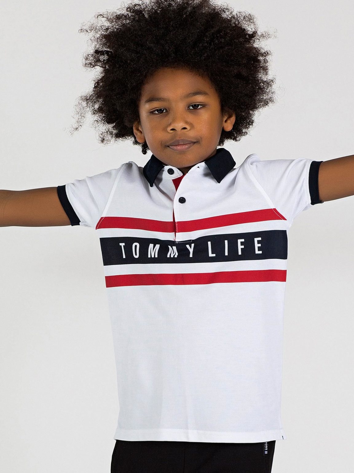 Biała koszulka polo dla chłopca TOMMY LIFE