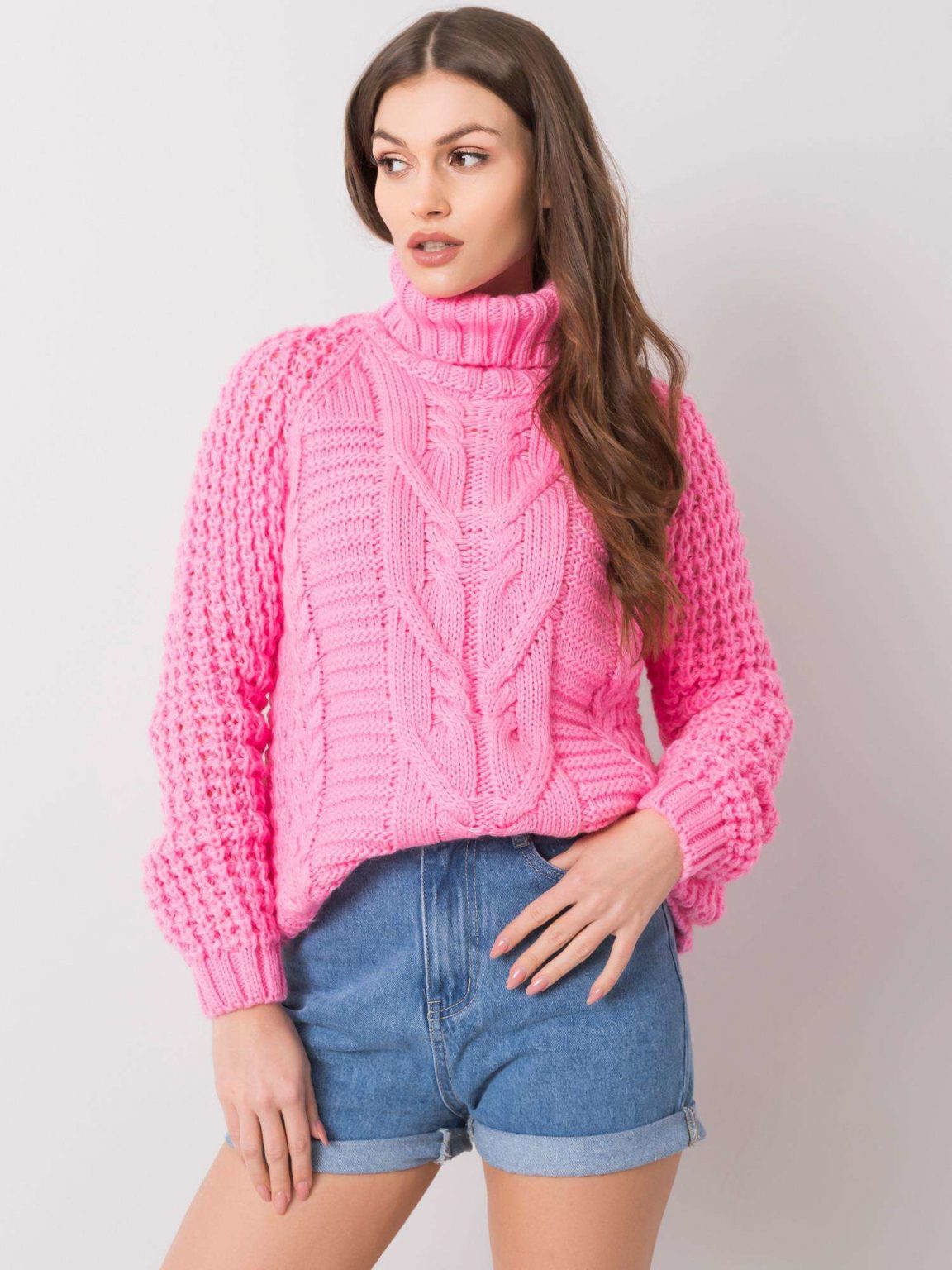 Różowy sweter Colleen