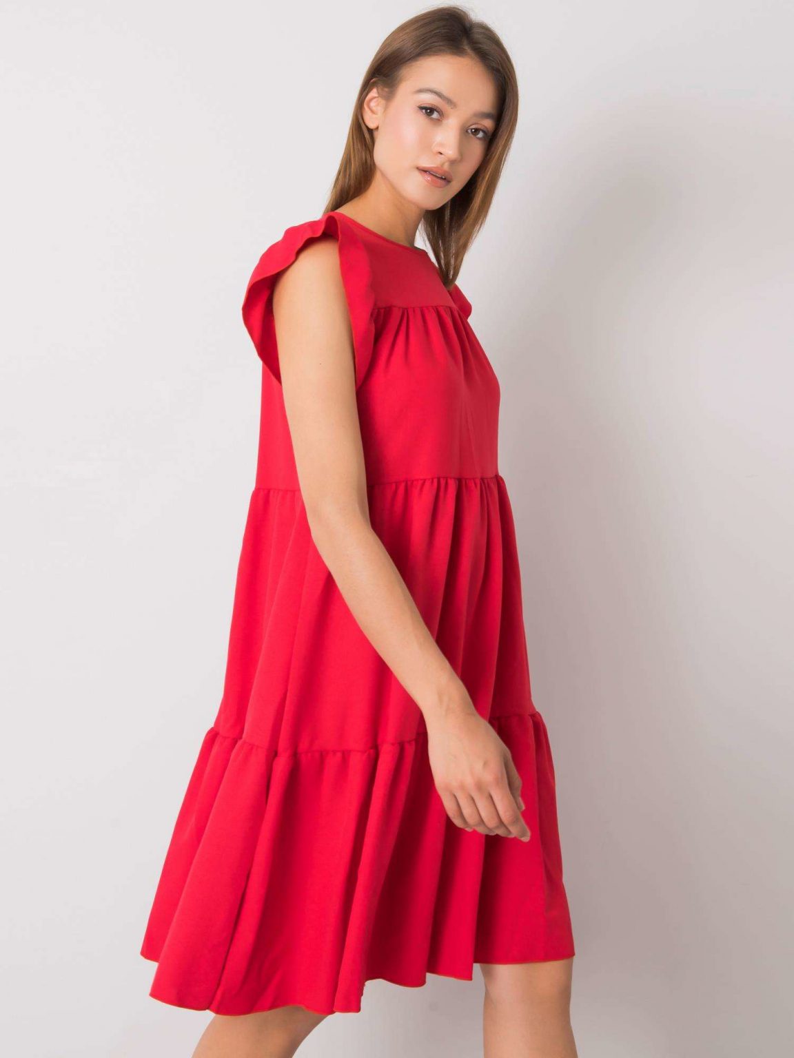 Czerwona sukienka z falbaną Jaylin RUE PARIS
