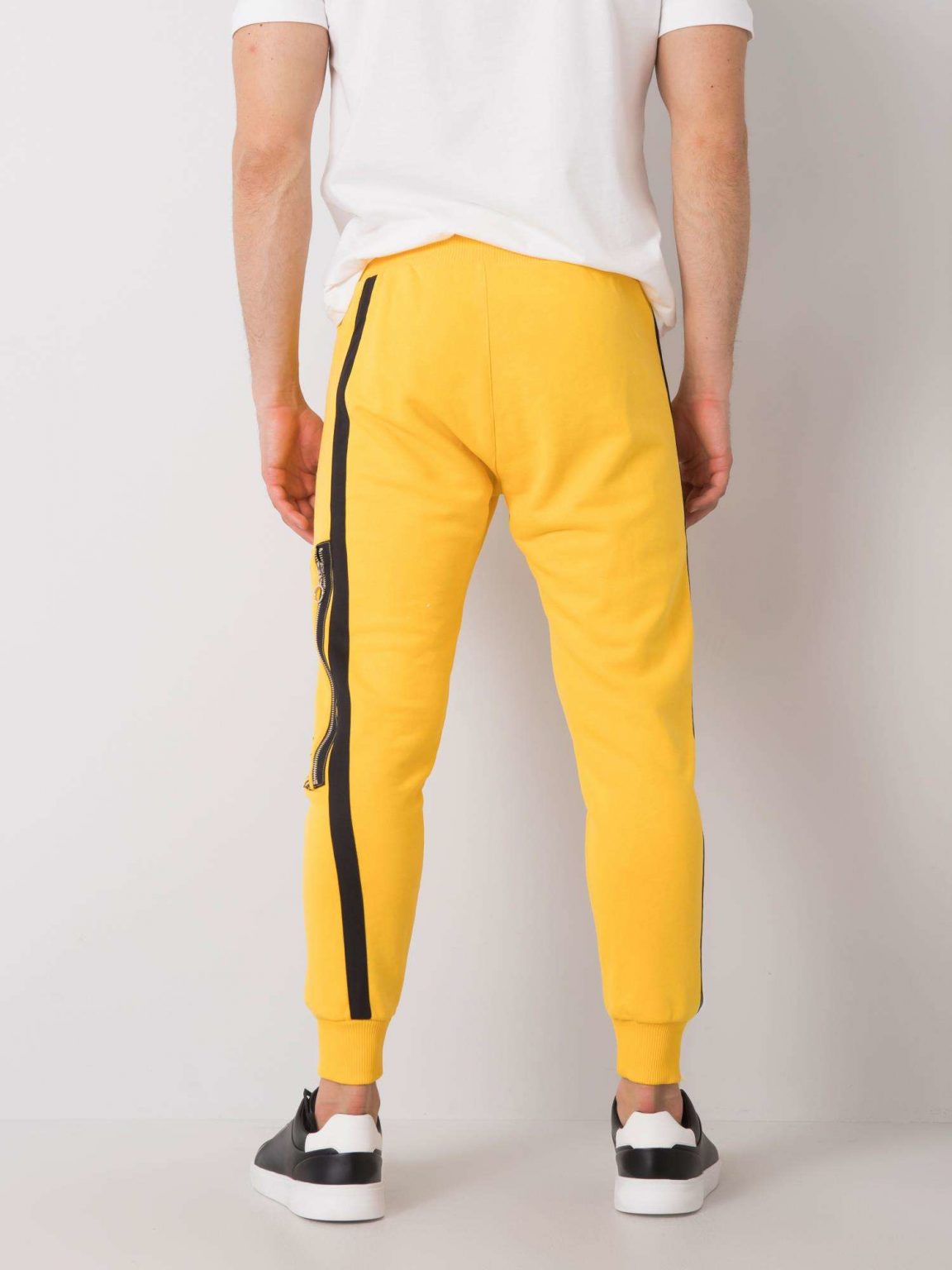 Żółte spodnie dresowe męskie z nadrukiem Bradley