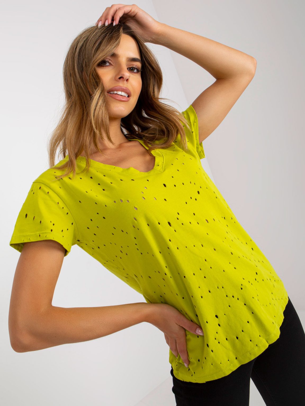 Hurtownia Limonkowy bawełniany t-shirt z dziurami