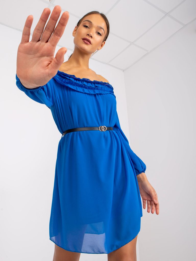 Ciemnoniebieska sukienka z odkrytymi ramionami Ameline