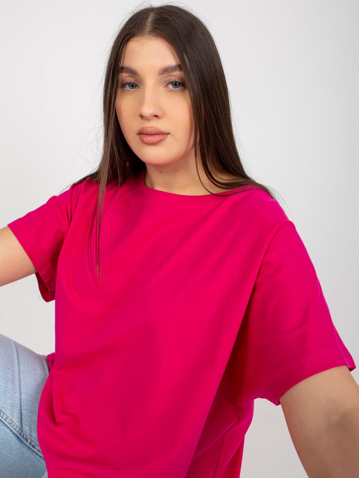 Hurtownia Fuksjowy t-shirt basic plus size z bawełny