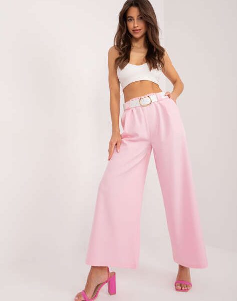 Pantaloni largi din țesătură roz deschis