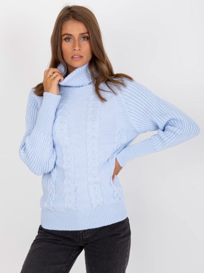 Veľkoobchodný svetlomodrý dámsky pletený sveter s rolákom RUE PARIS