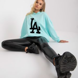 Großhandel Hellblaues Sweatshirt mit Kapuze und langen Ärmeln