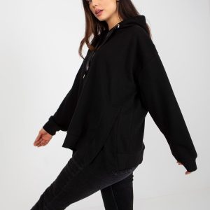 Großhandel Schwarzes Sweatshirt mit Hoodie und Schlitzen