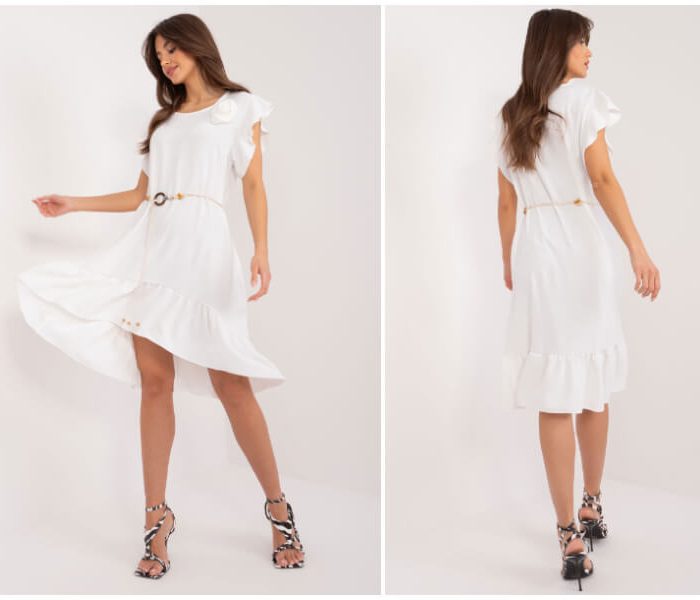 Balta midi suknelė – stilinga vasaros išvaizda