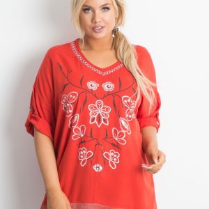 Red blouse with print and applique PLUS SIZE