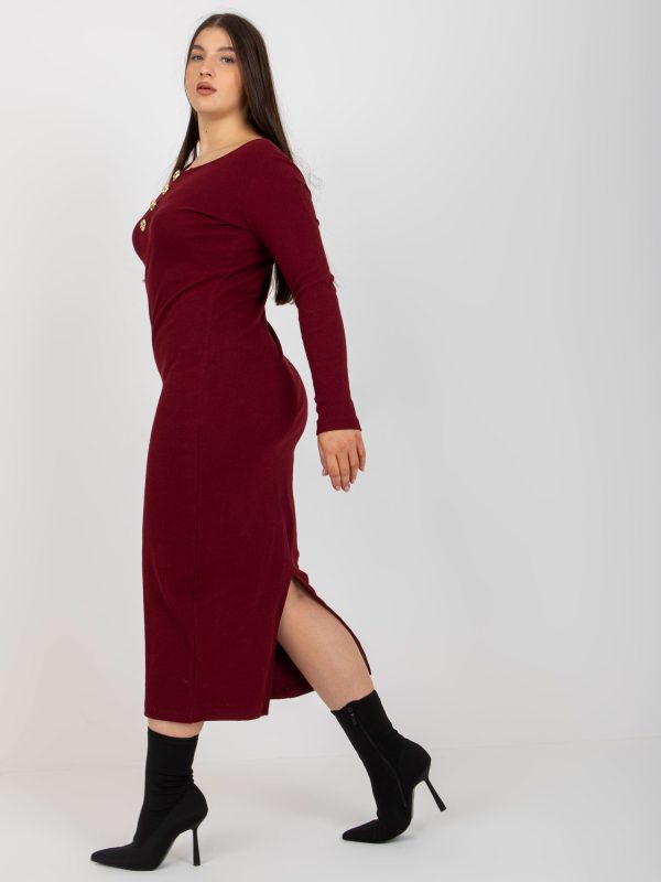 Wholesale Burgundy ribbed plus size dress with decorative buttons
