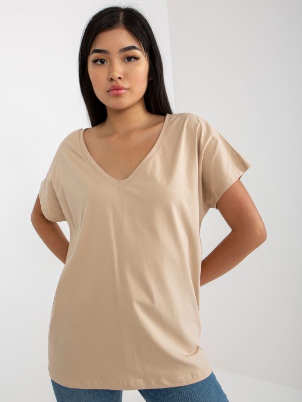Wholesale Light beige loose basic t-shirt with V neckline Emory
