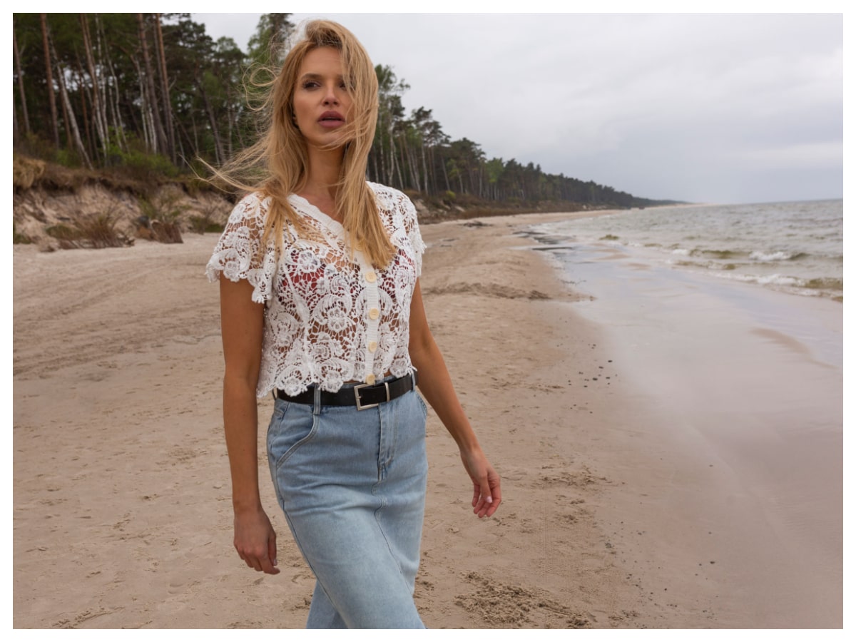 Cheap women’s blouses – interesting models available online