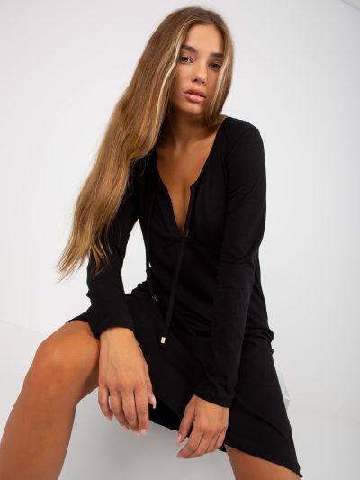 Online rõivaste hulgimüüja Must lihtne pikkade varrukatega kleit RUE PARIS