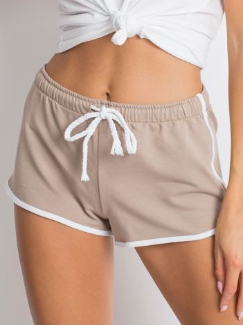 Beige shorts Politeness