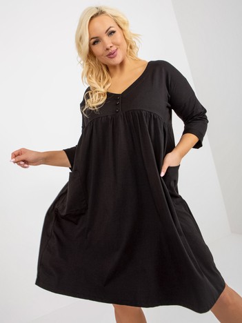 Black flared plus size basic dress with pockets