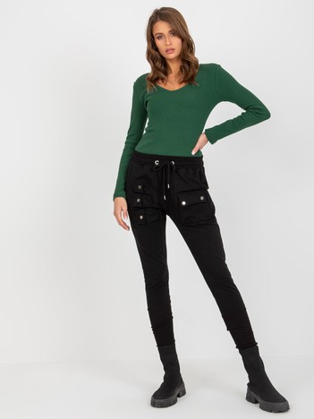 Black women's slim fit sweatpants with pockets