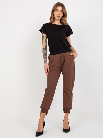 Brown basic sweatpants with pockets