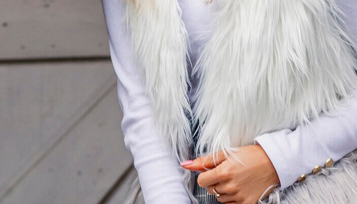 Fur women’s vests: hit of the season