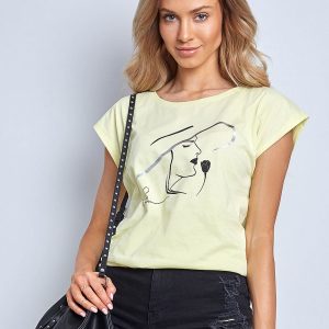 Light yellow t-shirt Bright