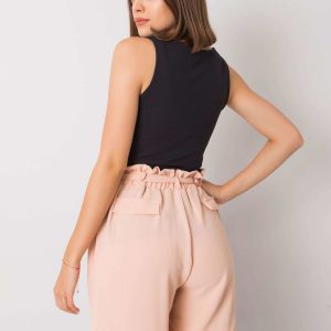 Pale pink shorts with Adaeh belt