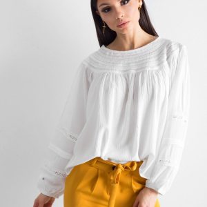 Ecru loose blouse with embroidery and lace