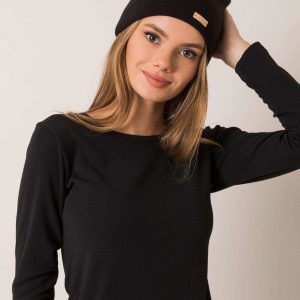 Black basic cap RUE PARIS