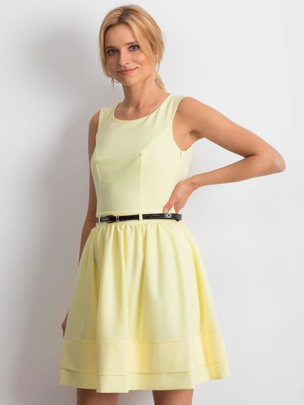 Light yellow Successful dress