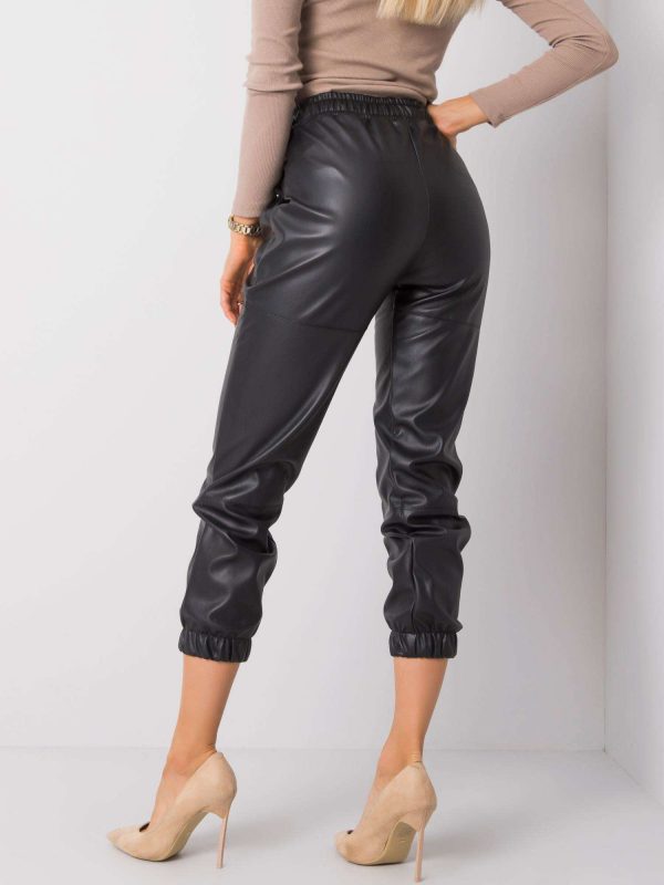 Ninette RUE PARIS black leatherette pants