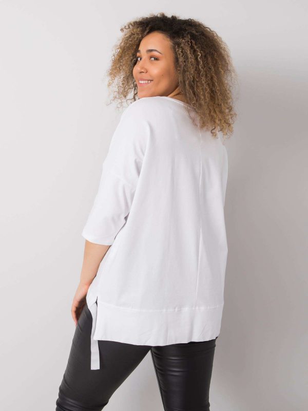 White plus size blouse with Darren applique